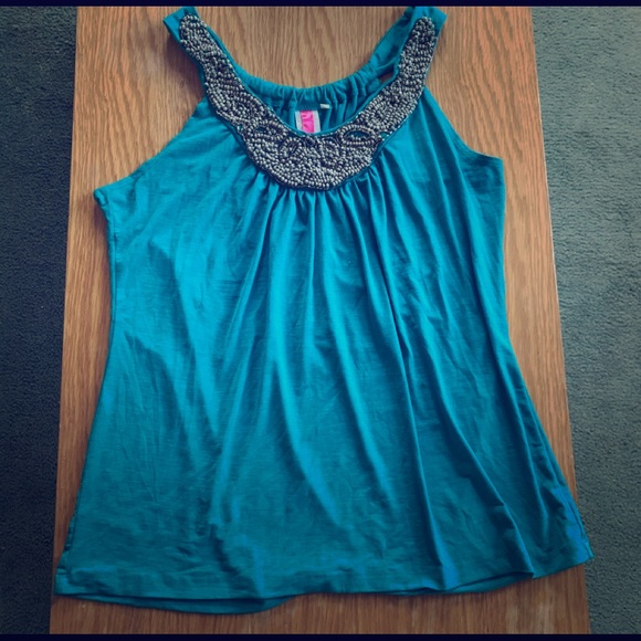 Beaded Crop Top Sz Large - Picture 1 of 3